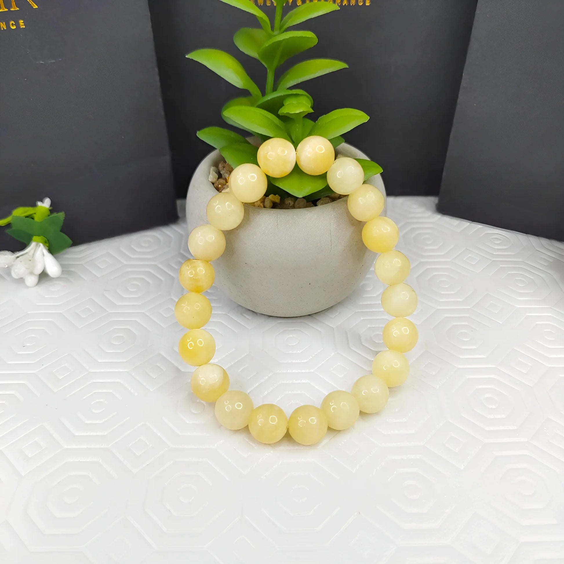 Kaashir Yellow Jade Stone Bracelet - Handmade Jewelry for Unisex - Kaashir Jewelry & Fragrance
